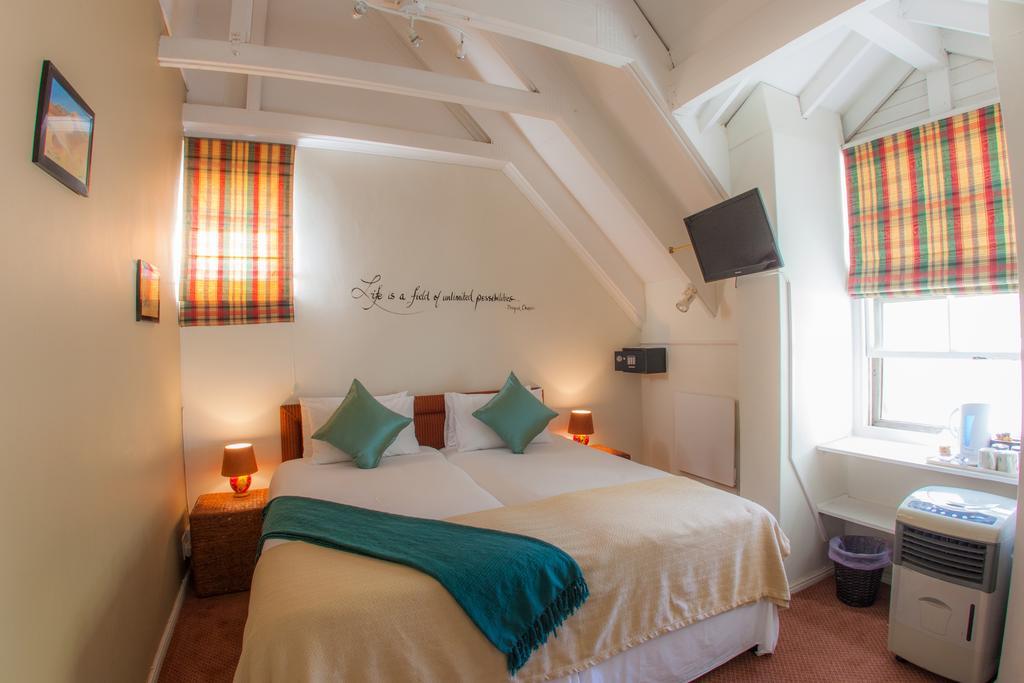 Somerset Villa Guesthouse Somerset West Room photo