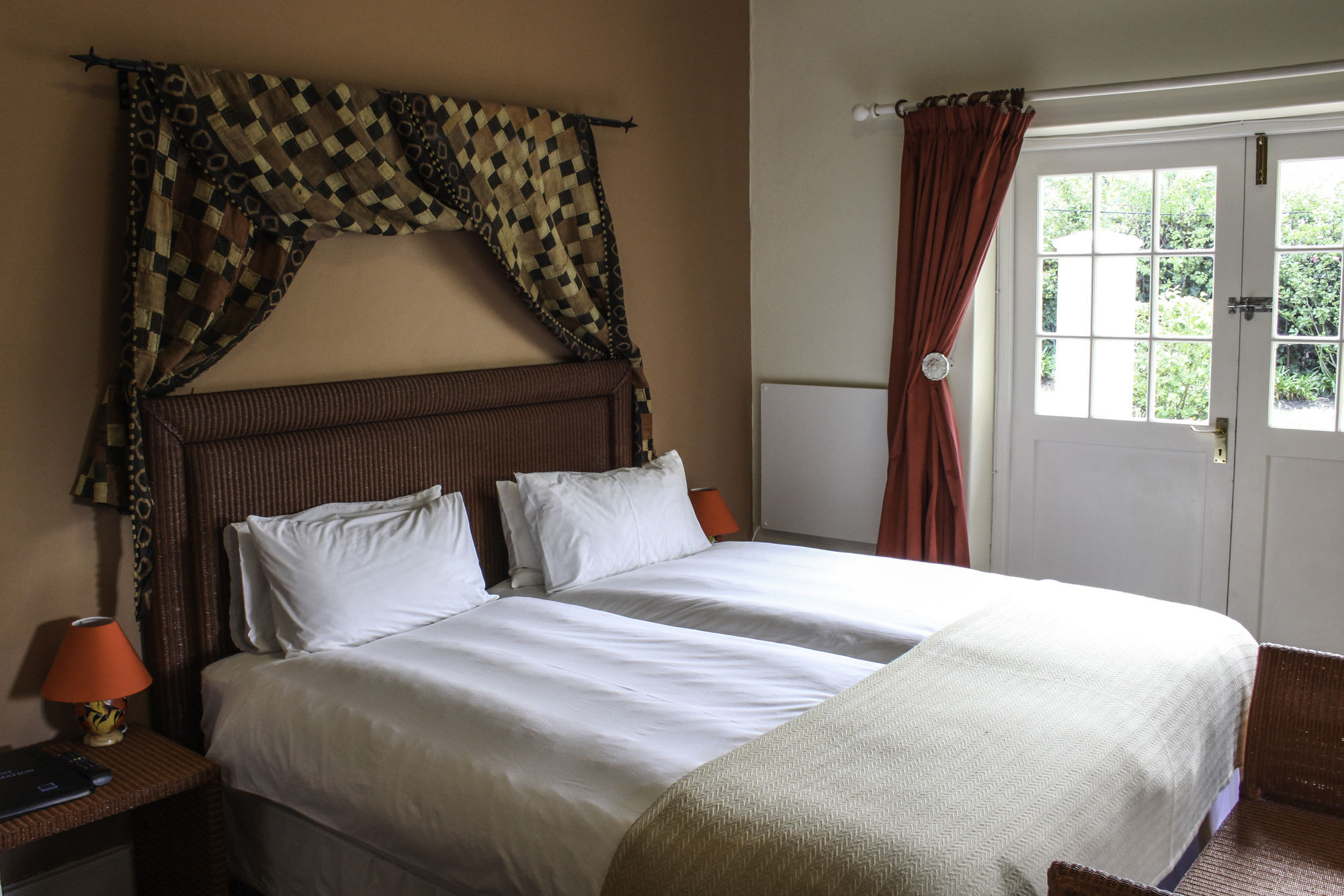 Somerset Villa Guesthouse Somerset West Exterior photo