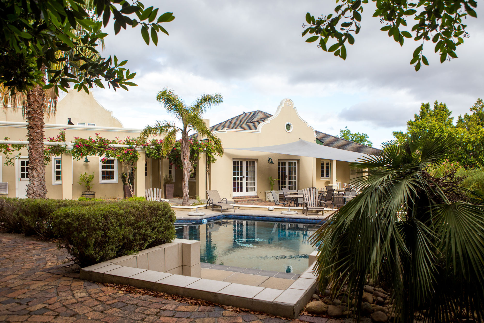 Somerset Villa Guesthouse Somerset West Exterior photo